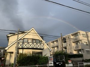 雨上がりの虹